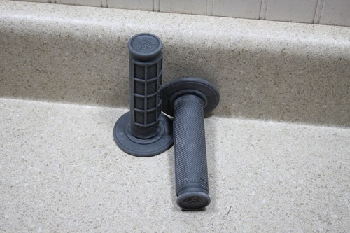 Mika metals waffle - mika, grip