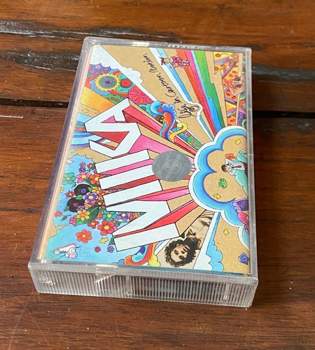 Mega rare mika life - mika, in